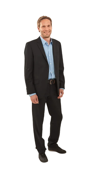 Dr. Thomas Winder im Business Outfit